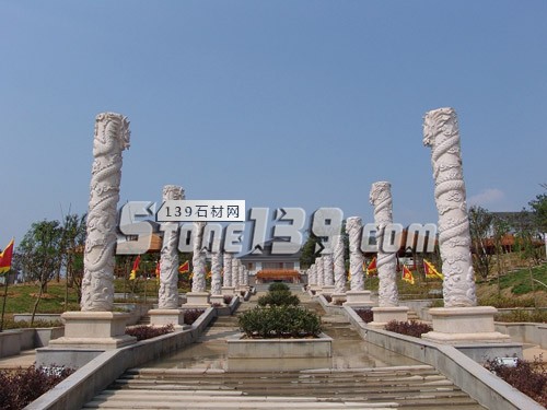 日照超博石材主營五蓮花、五蓮紅、五蓮灰、芝麻灰等花崗巖產(chǎn)品