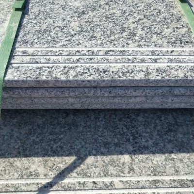 珍珠灰可加工定制各種規格板，定制各種廣場地鋪，路沿石，干掛等